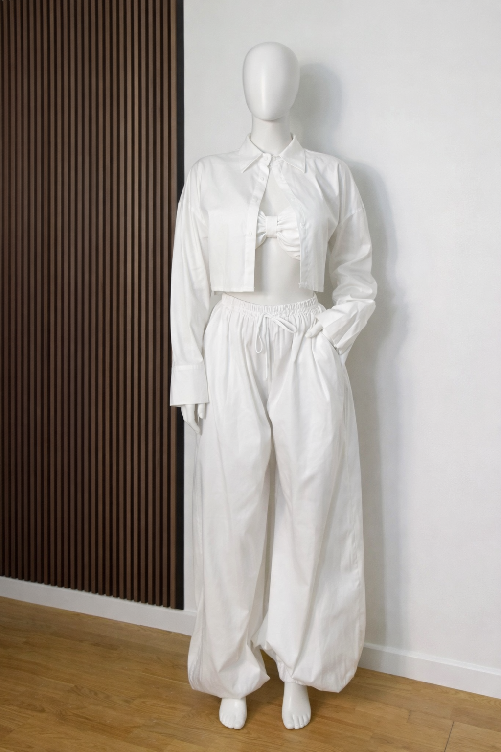 Completo donna 3 pezzi camicia crop + top + pantalone oversize